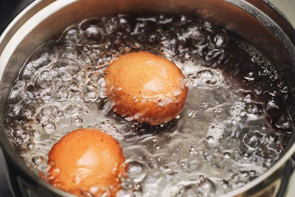 How to Boil Eggs Without Cracks: A Simple Trick That Works