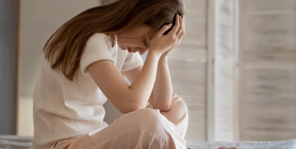 Nutritionist: Stress and Lack of Sleep Hinder Weight Loss Even When Following Diets