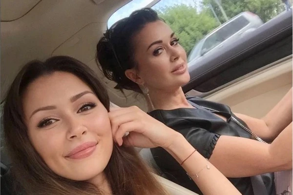 The grandson of the 'beautiful nanny' celebrated his first year: new photos touched fans