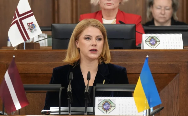 Siliņa promises to ensure that the electronic signature remains available in the future