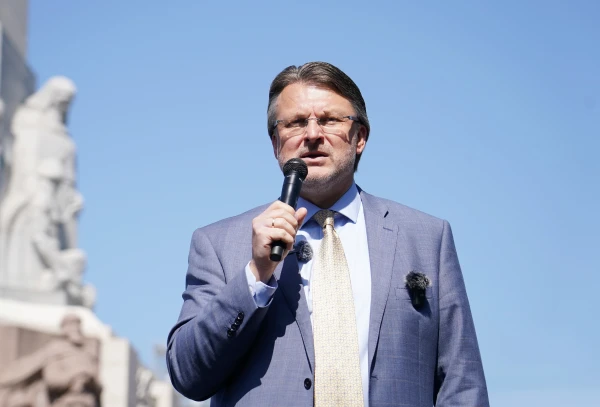 Who is the most popular candidate for Prime Minister?