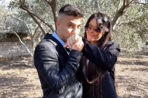 Forgave for the Deformity. The Boyfriend Doused His Fiancée with Acid, and She Said 'I Love You'