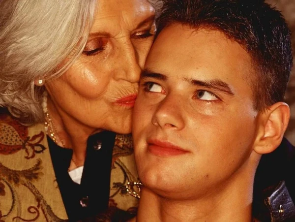 Sex with a Younger Man: Is It Worth It and What Risks to Consider