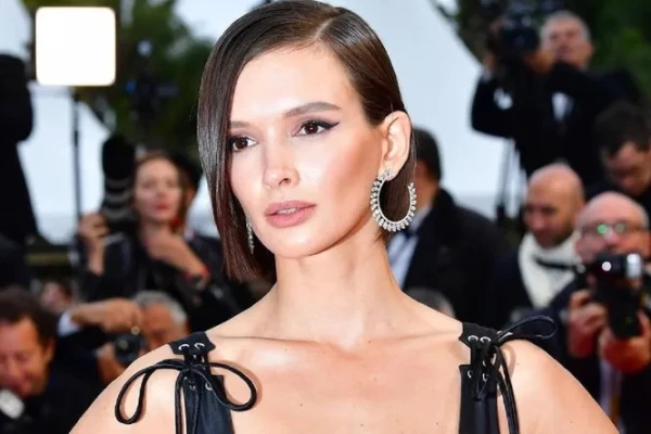 Paulina Andreeva shared stunning shots against the backdrop of romance rumors