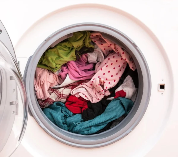 Wet Trap: Why You Shouldn't Leave Laundry in the Washing Machine and How Much Time You Have