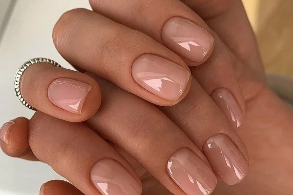 How to Avoid Ruining Your Manicure: 5 Prohibitions That Are Often Forgotten