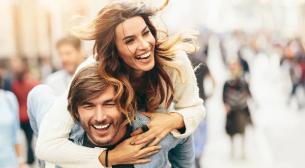 Social Circle Influences Gut Microbiome