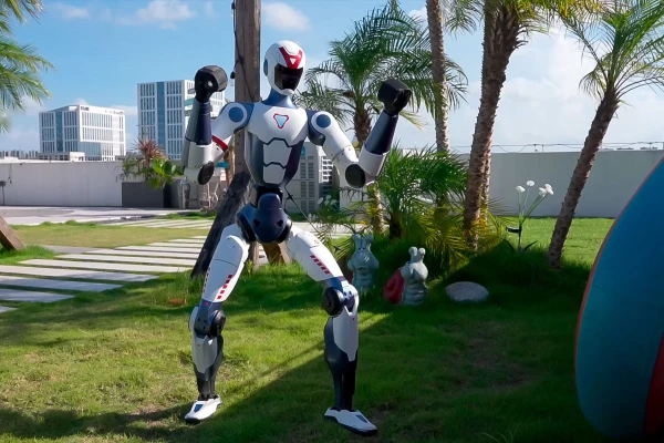 Humanoid Robot Now on Sale: China Launches R1 on the Global Market