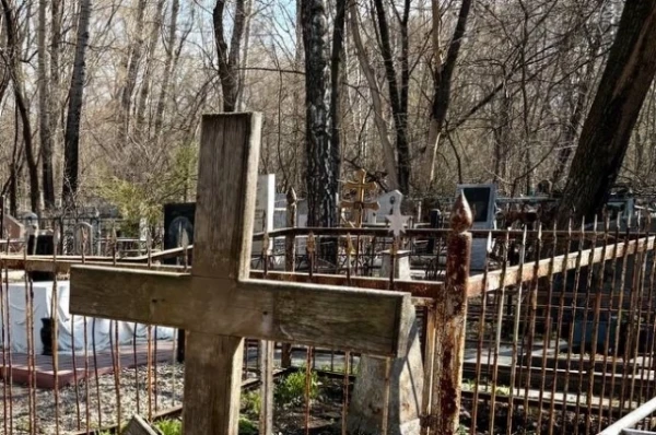 “A Fresh Corpse Needed.” The False Healer Deceived a Family, Making Them Dig a Grave