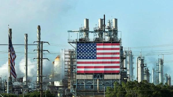 American Refineries Thrive: Conflict in Iran Brings Record Profits