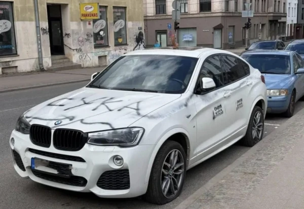 Revenge and Madness - Riga Residents Discuss the Mangled BMW