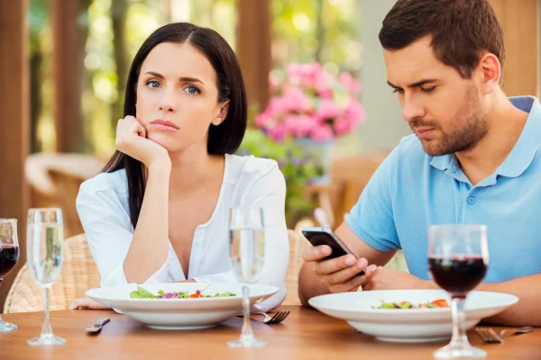 The Third Wheel: How Phubbing Destroys Relationships