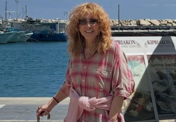 Alla Pugacheva Amazes Fans with a New Look: Mini Dress and Cane in a Fresh Photo