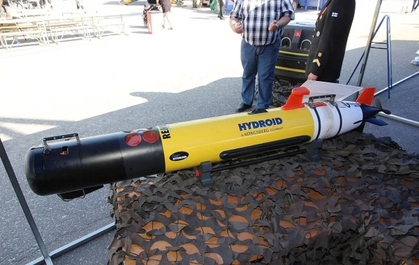 The Strait of Hormuz Under Threat: U.S. Navy Deploys Drones for Mine Clearance but Faces Serious Challenges