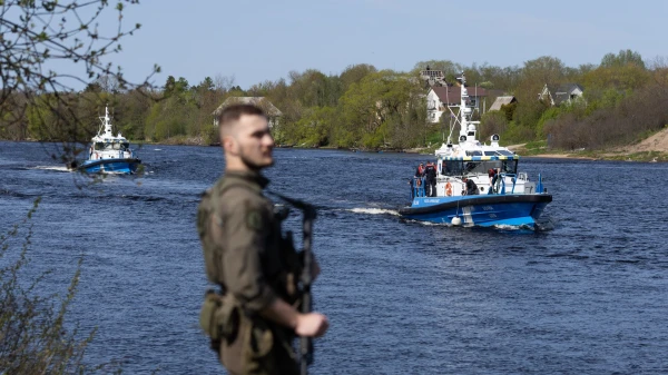 Estonian Border Guard Sailors Drifted into Russian Territorial Waters