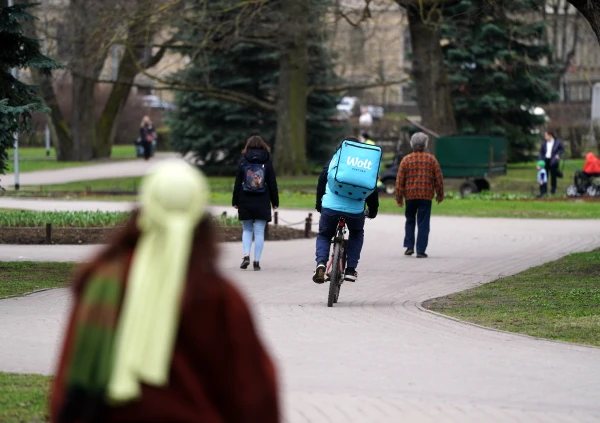 Deputy: The main thing is to issue fewer residence permits