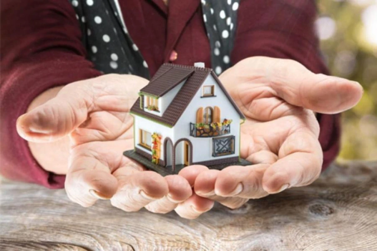 Estonia to Ban Russians Without Permanent Residency from Buying Real Estate