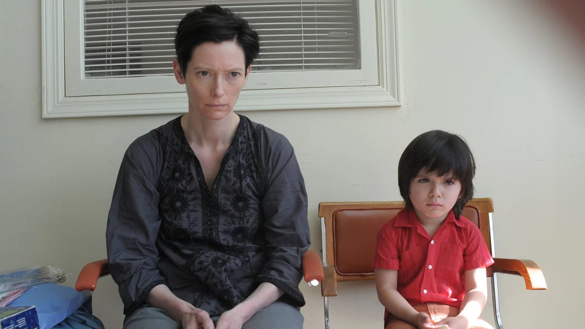 Кадр из фильма "Что-то не так с Кевином" (2011)