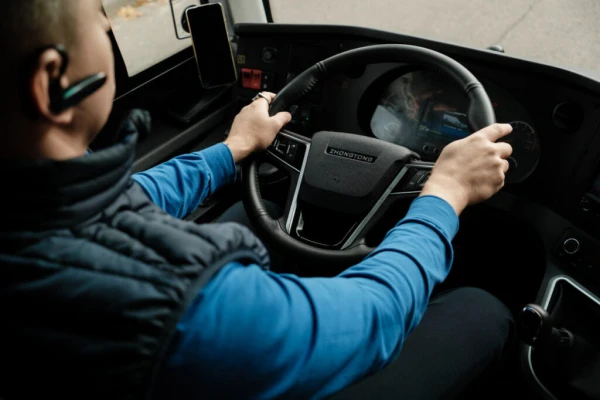 Instead of Scheduled Buses, Residents of Latvia Are Offered to Order Cars. Or Let a Neighbor Give a Ride