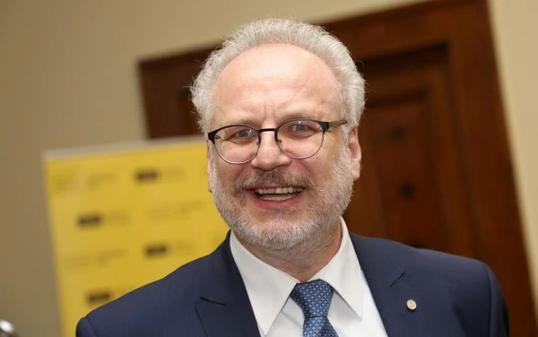 Former Prime Minister of Latvia Discusses How Russian Colonizers Differ from British Ones