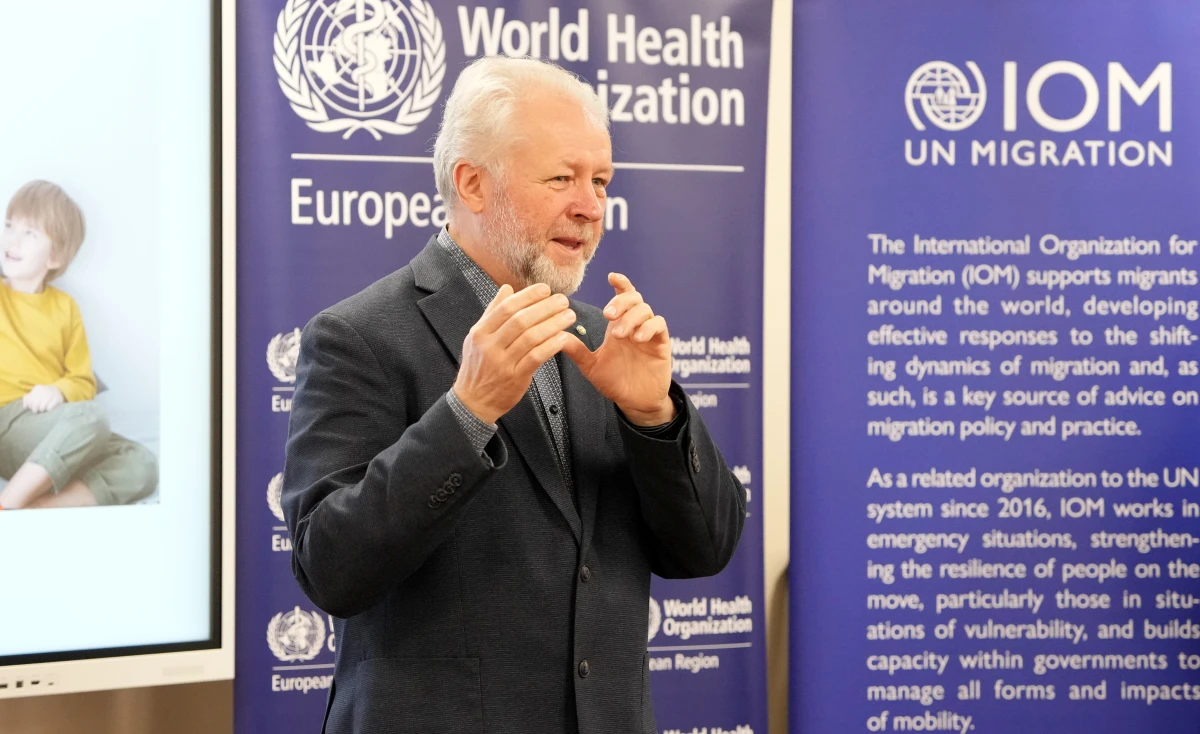 It Is Very Difficult for a Latvian to Speak with a Russian in Latvian