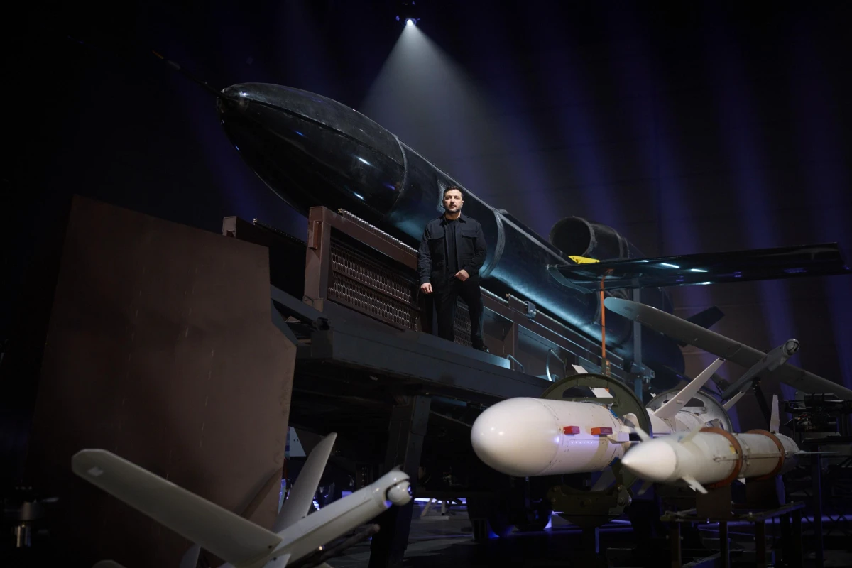 Ukraine Will Export Surplus Weapons - Zelensky