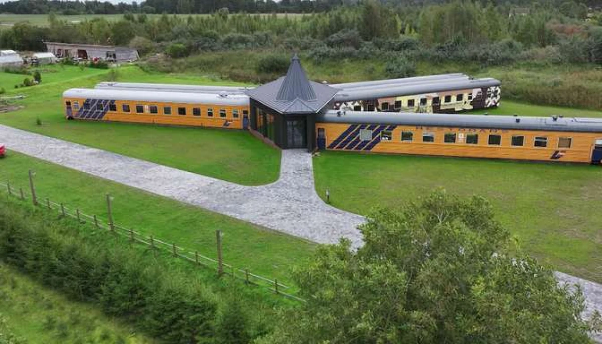 Spend the Night in Pugacheva's Bed! A Hotel in VIP Cars of the Riga-Moscow Train Will Open in Latvia