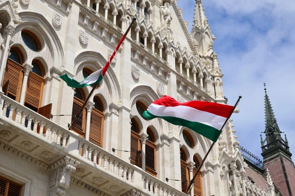 Brussels Sues Hungary Over Retail Tax