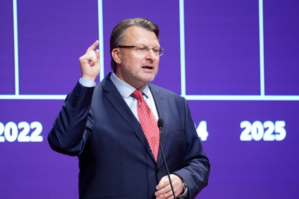 This government is unable to save airBaltic. It must resign!