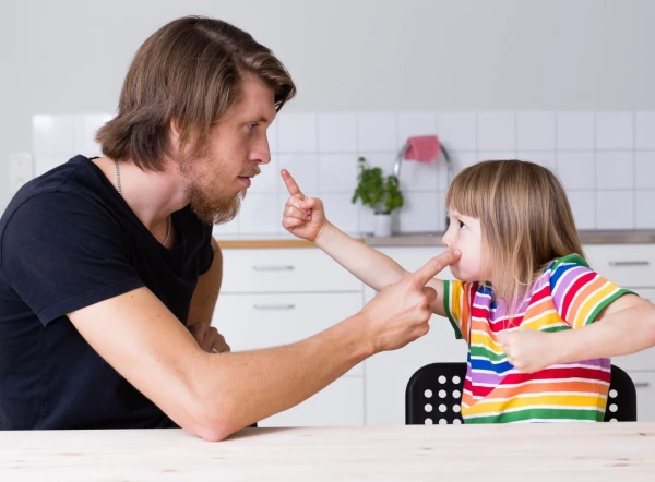 “Silence and Do”: Which Phrases Reveal Outdated Parenting Methods