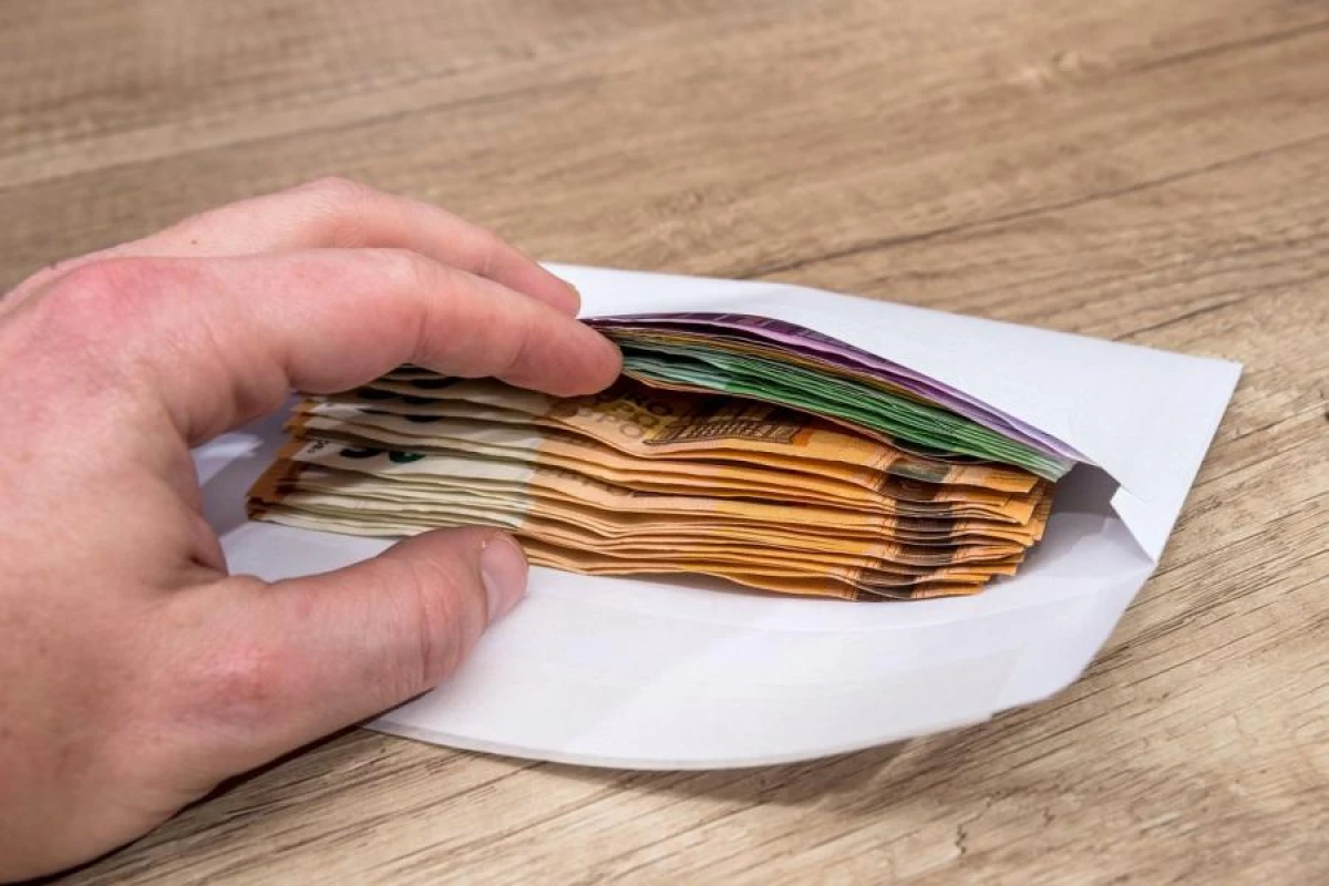 Unions Demand Increase in Minimum Wage: How Much is Proposed to be Paid