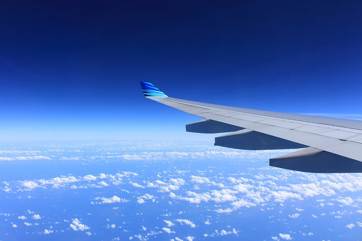 UAE Fully Opens Airspace