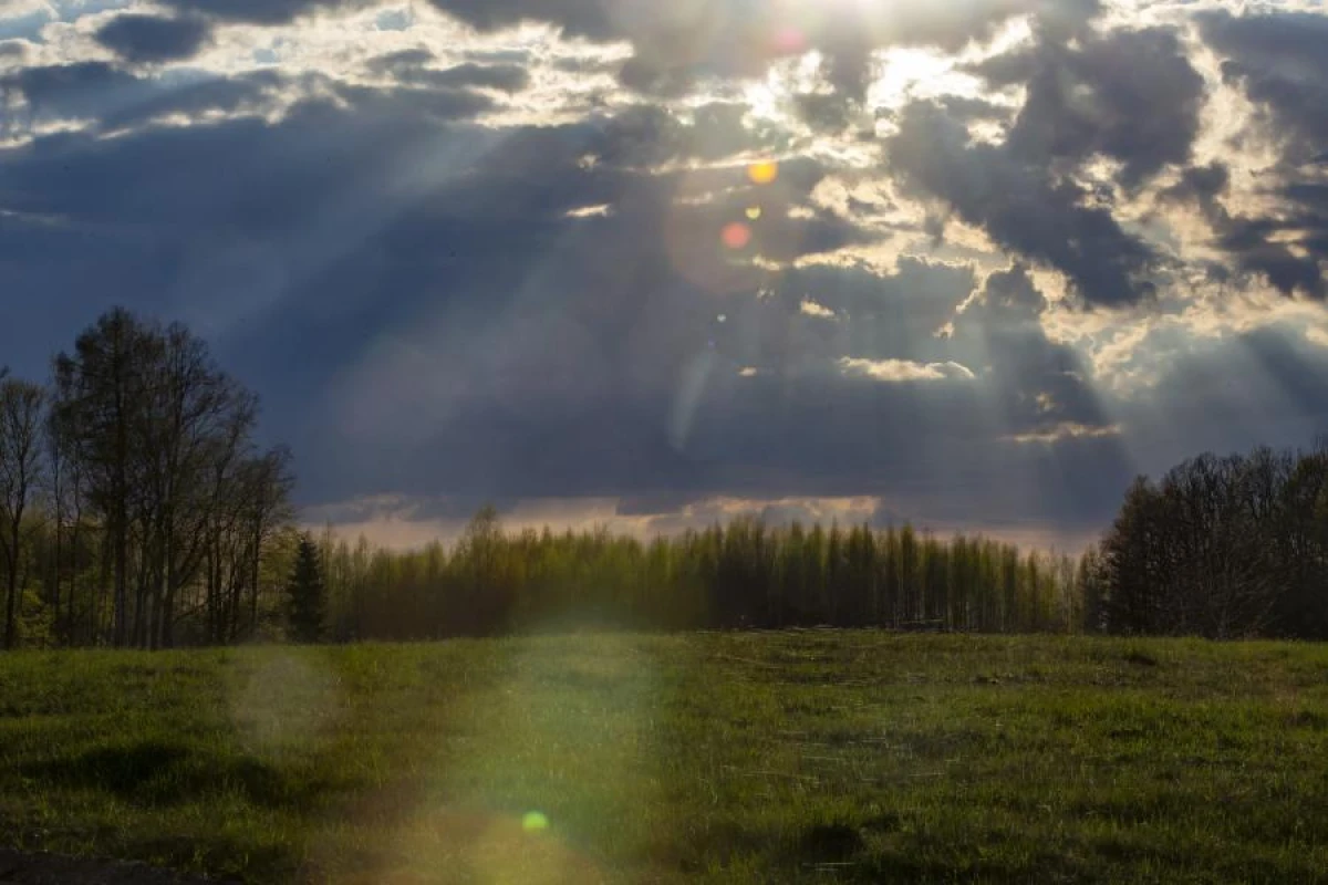 Clouds, these white-maned horses, will sweep over Latvia on Sunday. What does this mean for us?