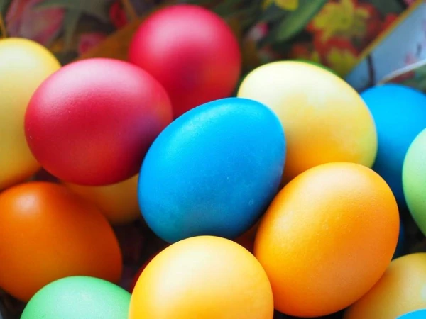How to Dye Eggs with Beetroot for Easter
