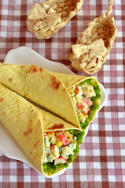 How to Revive Dried Lavash and 6 Delicious Fillings for It