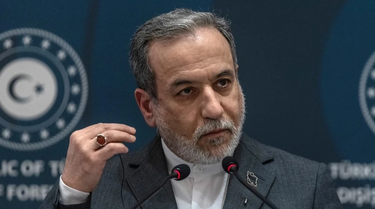Iran's Foreign Minister Calls Trump's Project 'Freedom' in the Strait of Hormuz a 'Dead-End Project'