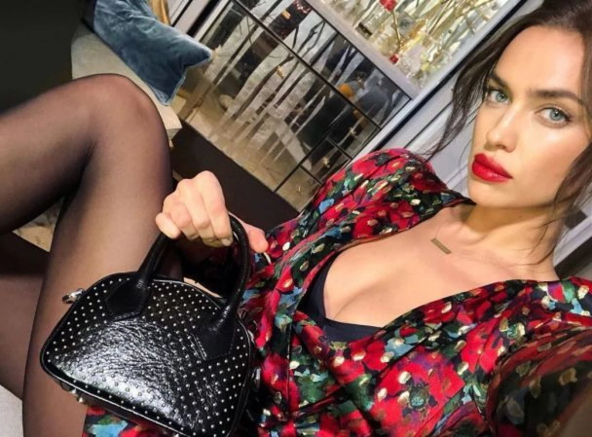 Irina Shayk appeared in a revealing diamond-studded bra on the red carpet of the Met Gala — 2026