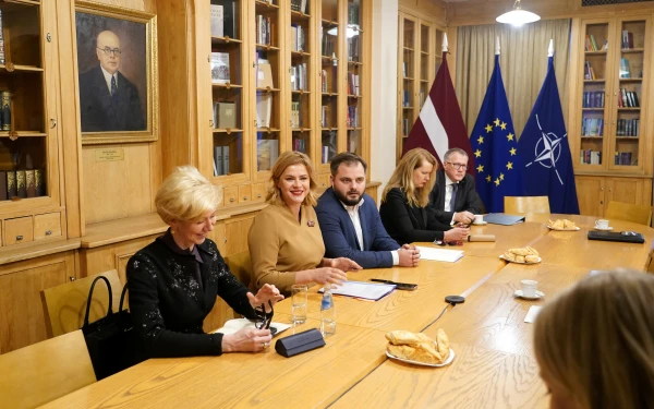 “We will not cooperate in a coalition with populists, pro-Russian forces, and Šlesers...”