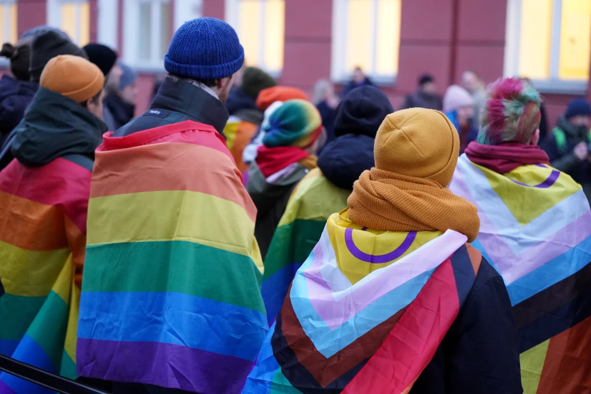 Who is discriminated against in Latvia? Certainly not the Russians. However, gays and Roma need assistance.