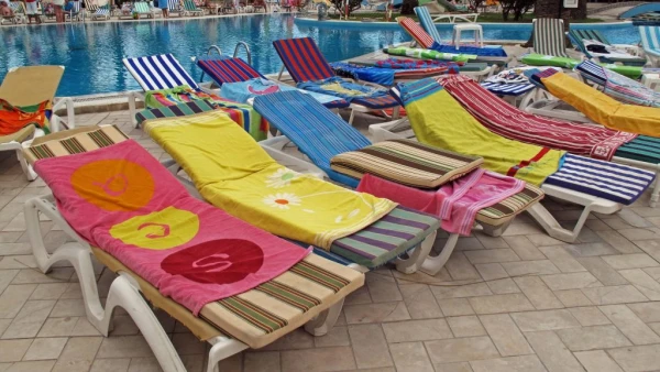 German tourist sues tour operator over occupied sunbeds