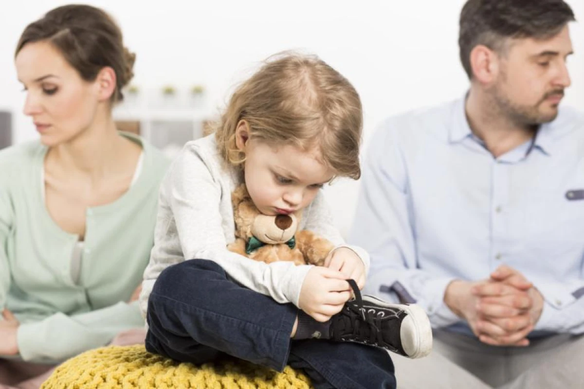 How to Explain Parents' Divorce to a Child?