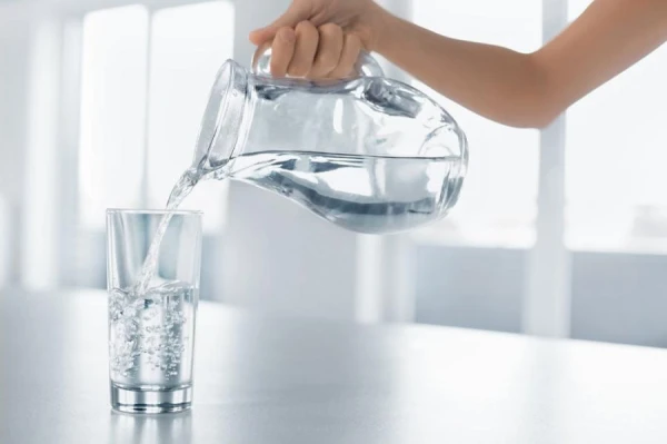 Is it harmful to drink water on an empty stomach?