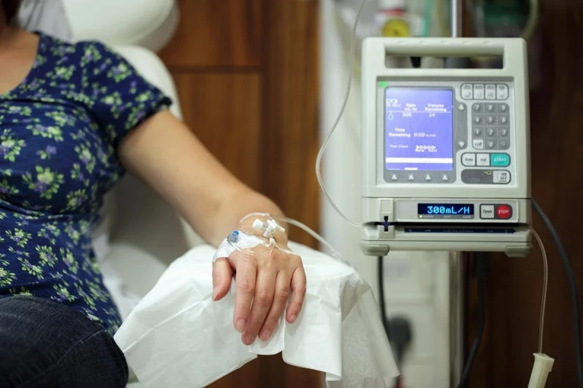 Scientists have discovered why some cancer cells survive after chemotherapy
