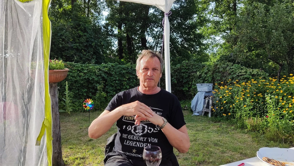Александр Румянцев на лоне латвийской природы.