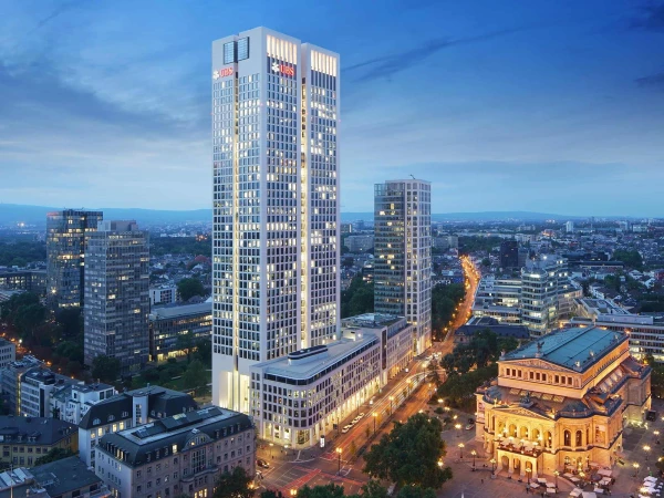 OpernTurm во Франкфурте.