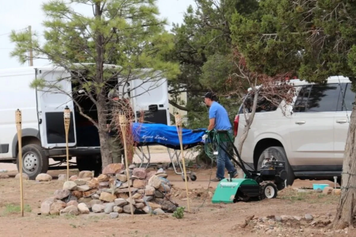 Mysterious Poisoning in New Mexico: Three Dead and Dozens Injured After Contact with Unknown Substance