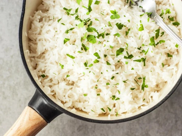 The Dangers of Reheated Rice: Doctors' Opinions