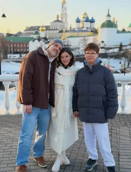 Ekaterina Shpitsa with her son and Ruslan Panov